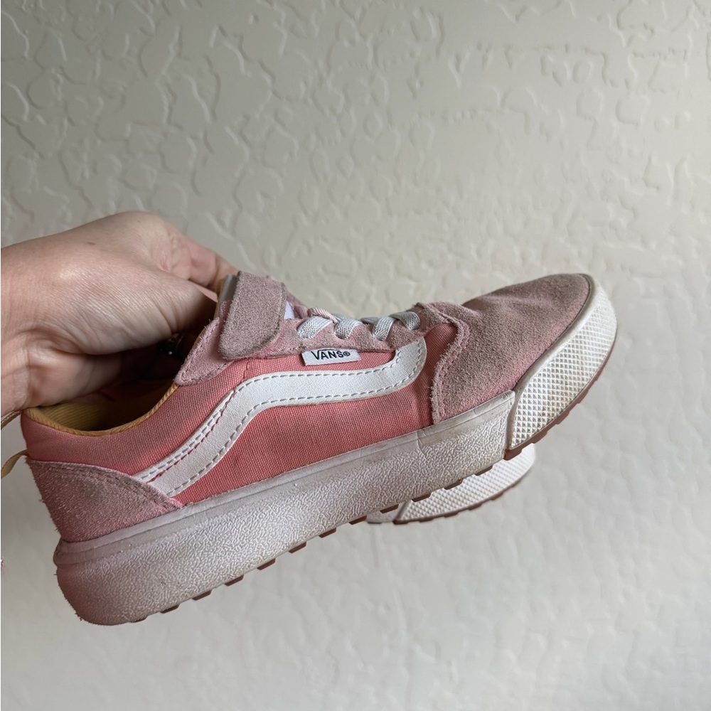 Vans ultra range Pink Suede & Canvas Low-Top Sneaker